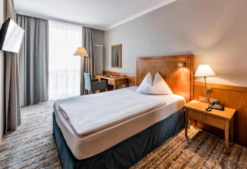 חדר סטנדרט יחיד, Post Alpine Cityflair