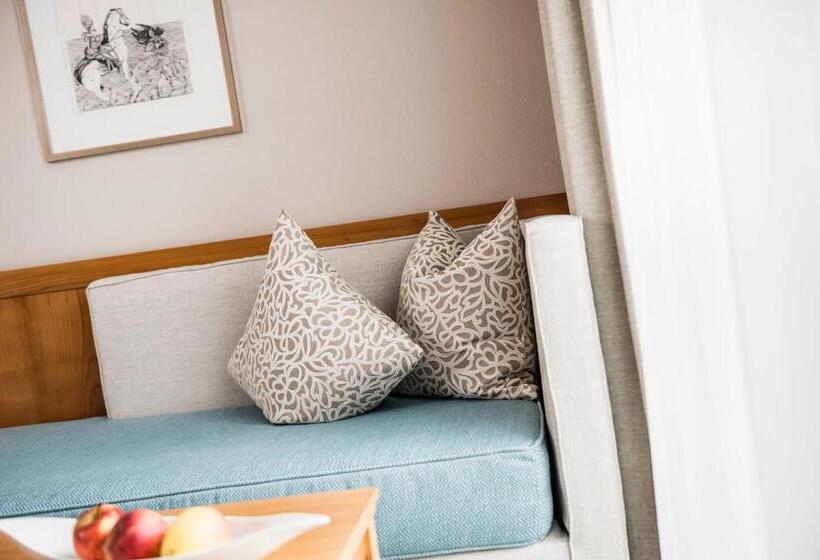 חדר סטנדרט, Post Alpine Cityflair