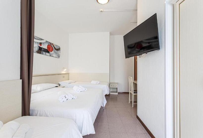 غرفة قياسية رباعية, Schiller