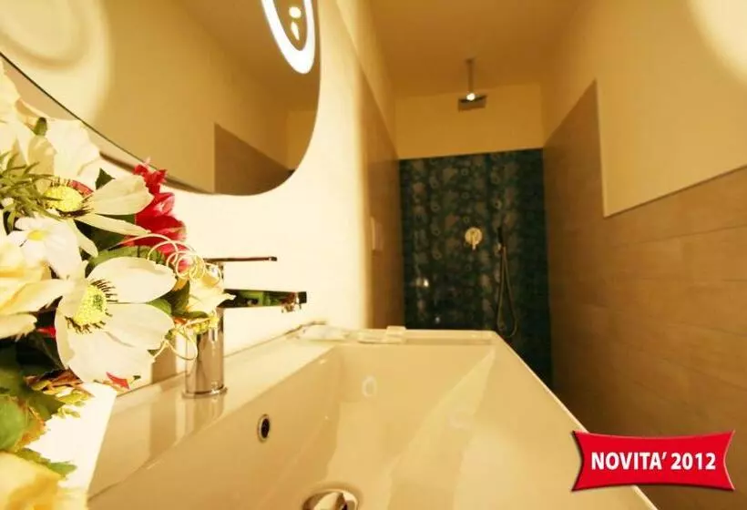 Suite Vista Piscina, Splendid Mare