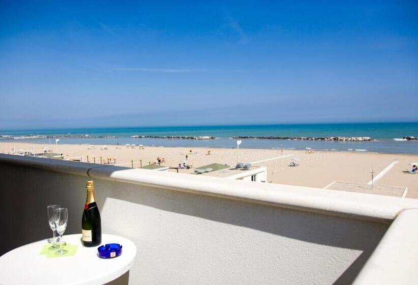 سوئیت با تخت بزرگ, Splendid Mare