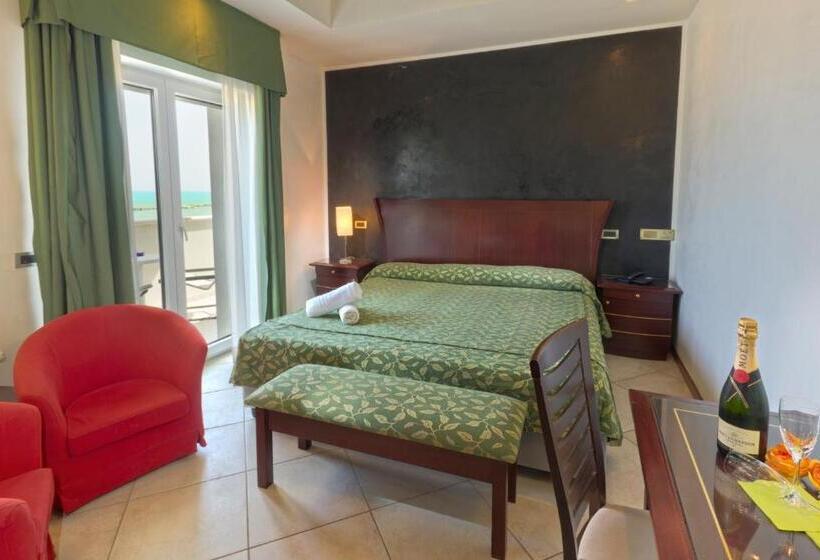 سوئیت با تخت بزرگ, Splendid Mare