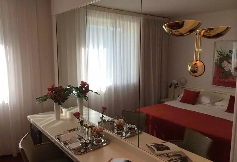 اتاق کلاسیک, Starhotels Cristallo Palace