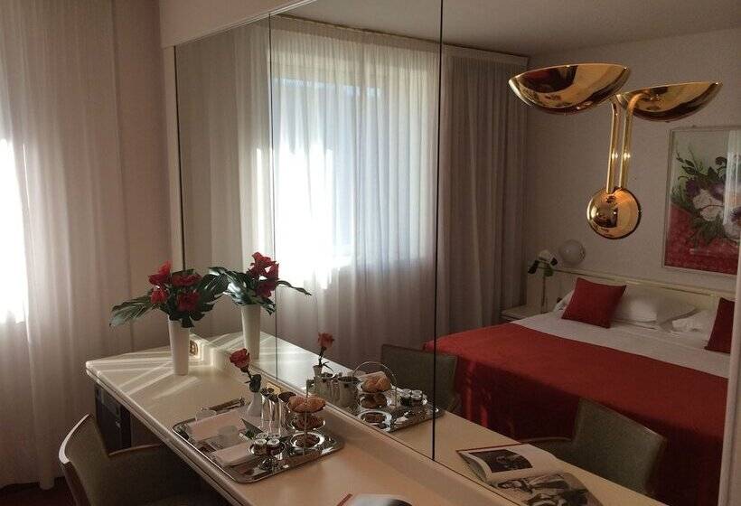 اتاق سوپریور, Starhotels Cristallo Palace