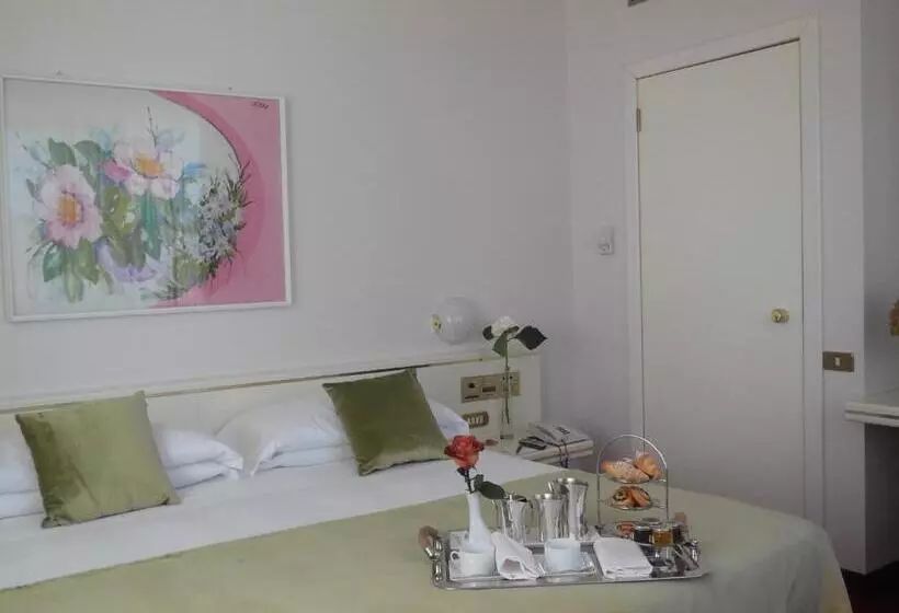 اتاق اجرایی, Starhotels Cristallo Palace