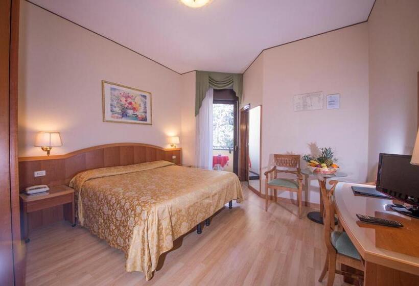 غرفة قياسية, Terme Milano