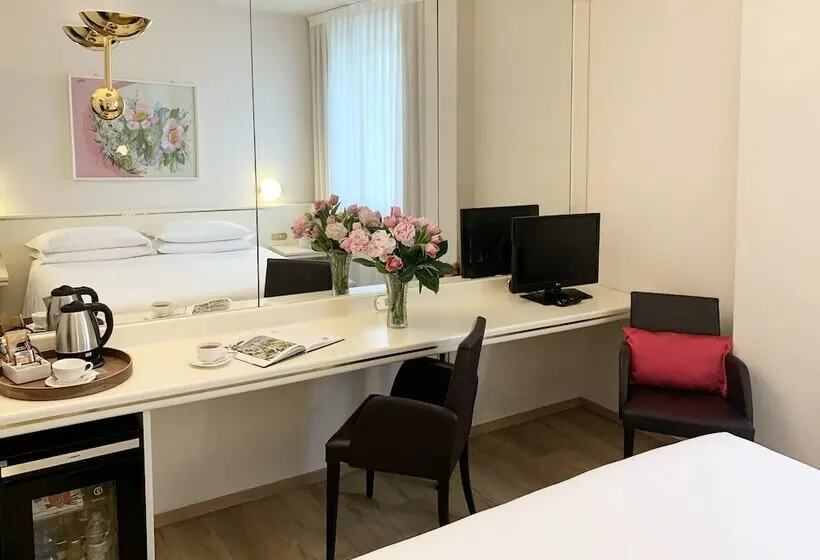 اتاق لوکس, Starhotels Cristallo Palace