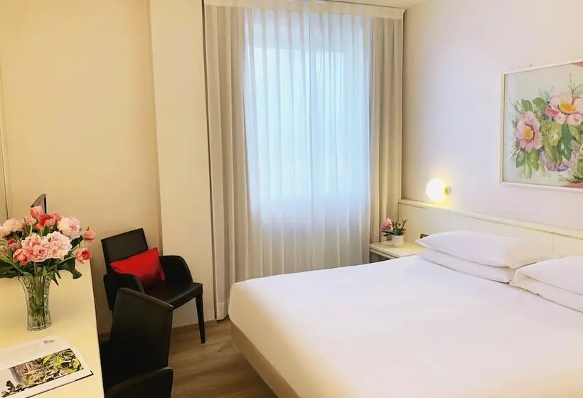 اتاق لوکس, Starhotels Cristallo Palace