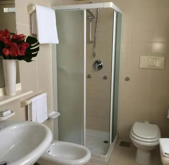 اتاق کلاسیک یک تخته, Starhotels Cristallo Palace