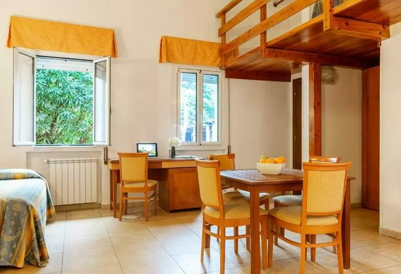 Economy Quadruple Room, Hotel & Residence Venezia 2000