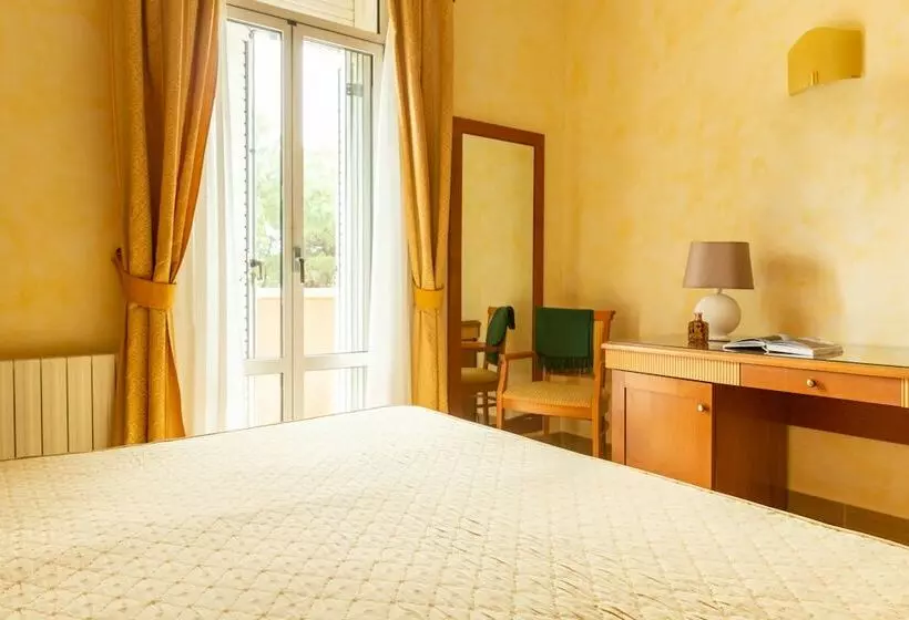 Comfort-huone, Hotel & Residence Venezia 2000