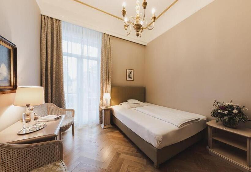 스탠다드 싱글 룸, Adria