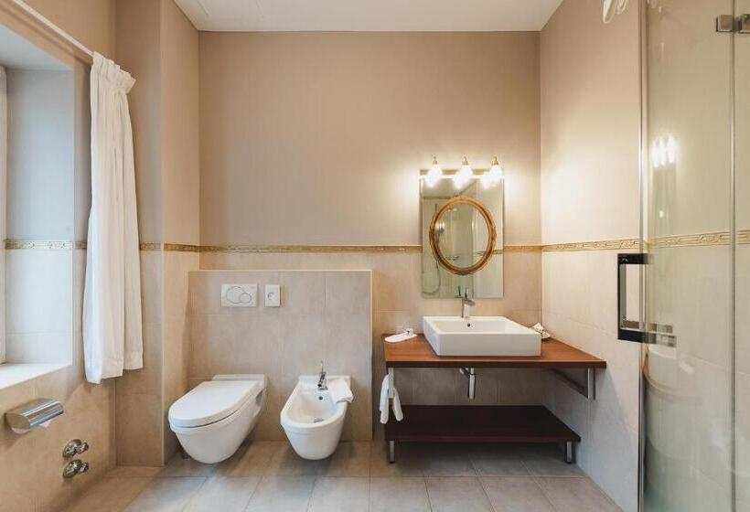 스탠다드 싱글 룸, Adria