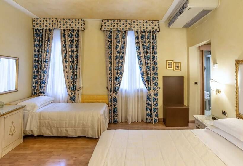 اتاق استاندارد سه نفره, Alba Palace