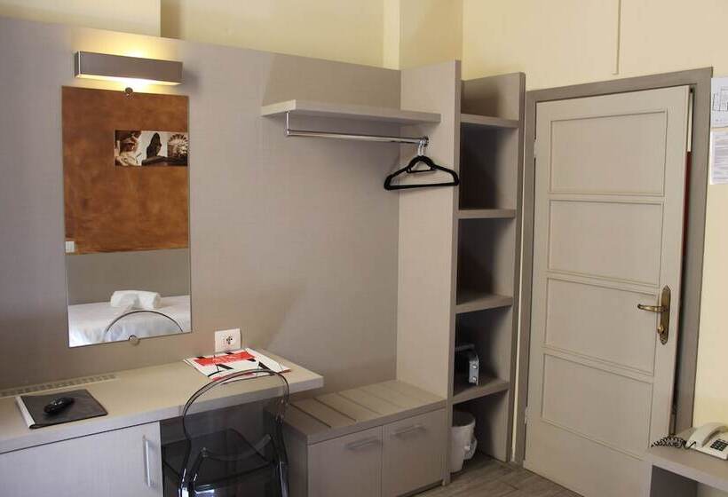 اتاق استاندارد, Albergo Firenze