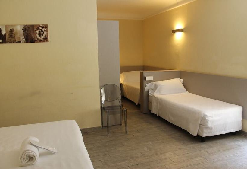 اتاق استاندارد چهار تخته, Albergo Firenze