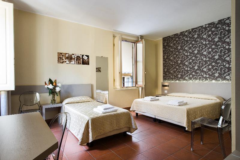 اتاق استاندارد سه نفره, Albergo Firenze