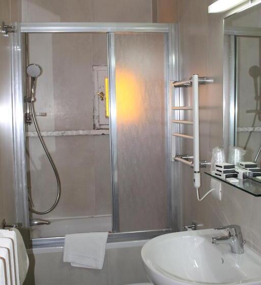 اتاق استاندارد, Albergo Firenze