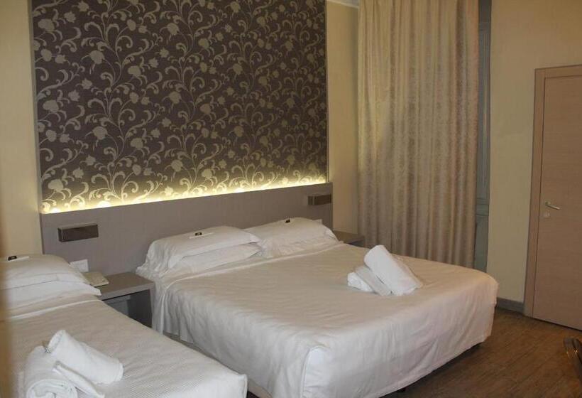 اتاق استاندارد سه نفره, Albergo Firenze