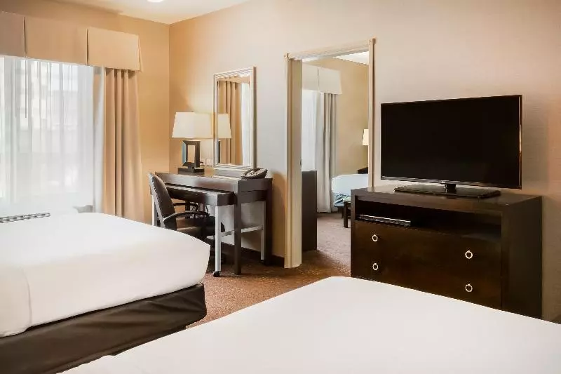 اتاق سوپریور چهار تخته, Albergo Firenze