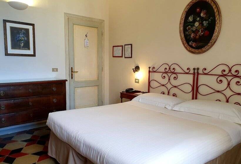 اتاق سوپریور با چشم‌انداز باغ, Annalena