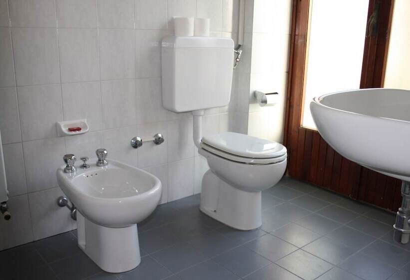 اتاق استاندارد, Bodoni