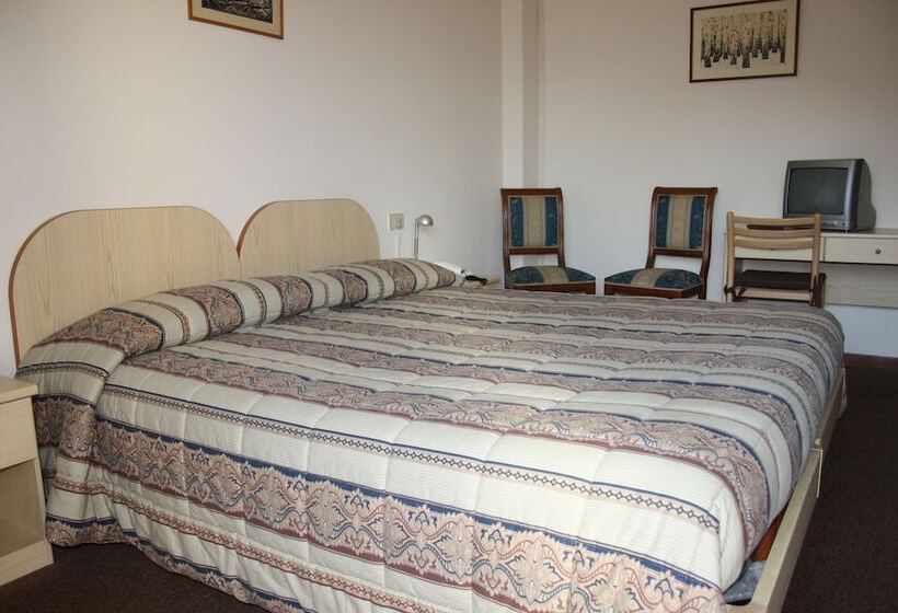 اتاق استاندارد یک نفره, Bodoni