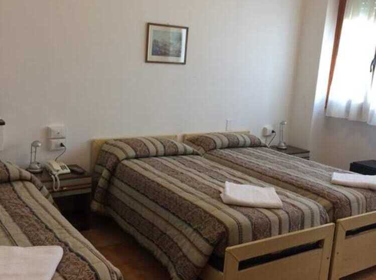 اتاق استاندارد سه نفره, Bodoni