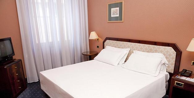 اتاق استاندارد, Bristol