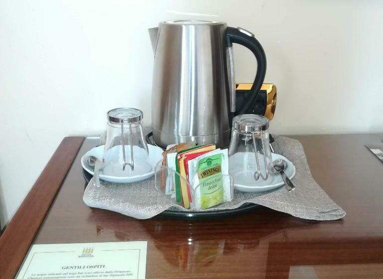 اتاق استاندارد, Bristol