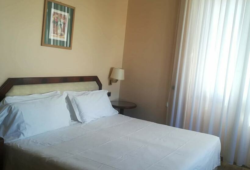 اتاق استاندارد, Bristol