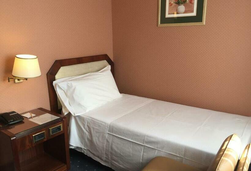 اتاق استاندارد یک نفره, Bristol