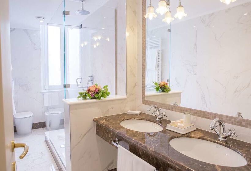 スイート, Bristol Palace