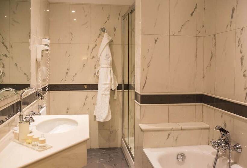 スイート, Bristol Palace