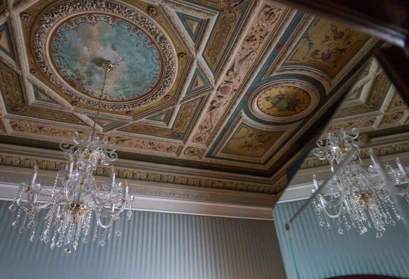 スイート, Bristol Palace