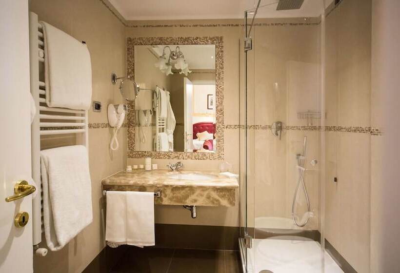 スーペリアールーム, Bristol Palace