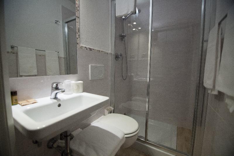 اتاق استاندارد, Cimabue