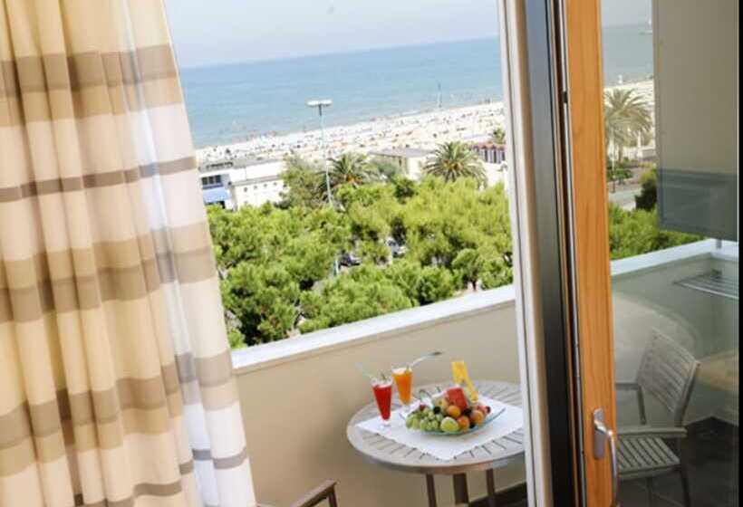 海の見えるコンフォートルーム, Cristallo