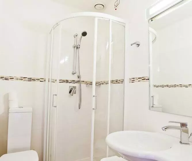 اتاق استاندارد یک نفره, Croce Di Malta