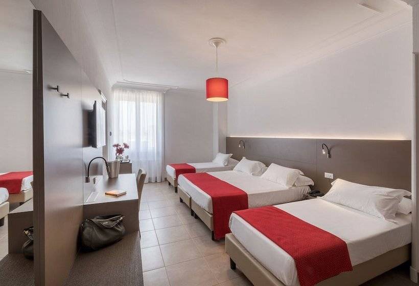 Camera Quadrupla Superiore, Delle Palme