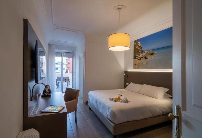 Camera Deluxe, Delle Palme