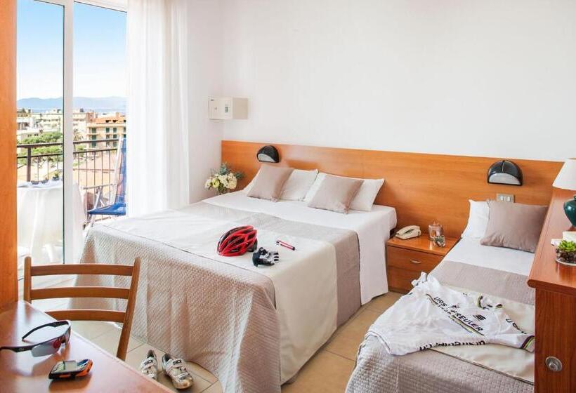 Triple Room Sea View, Europa