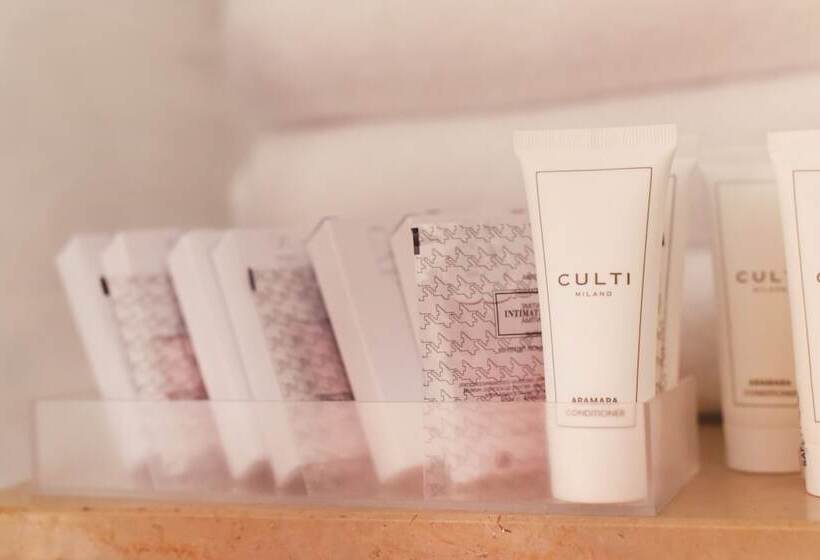 اتاق استاندارد یک نفره, Florida Lerici