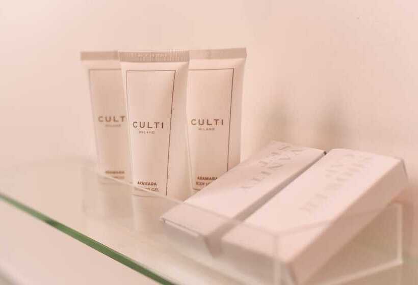 اتاق استاندارد, Florida Lerici