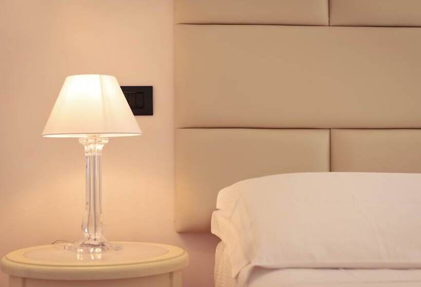 اتاق استاندارد, Florida Lerici