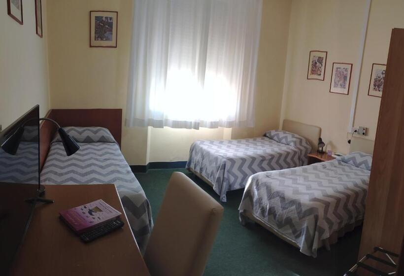 اتاق استاندارد سه نفره, Giappone Inn Parking