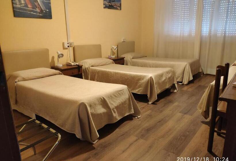 اتاق استاندارد چهار تخته, Giappone Inn Parking