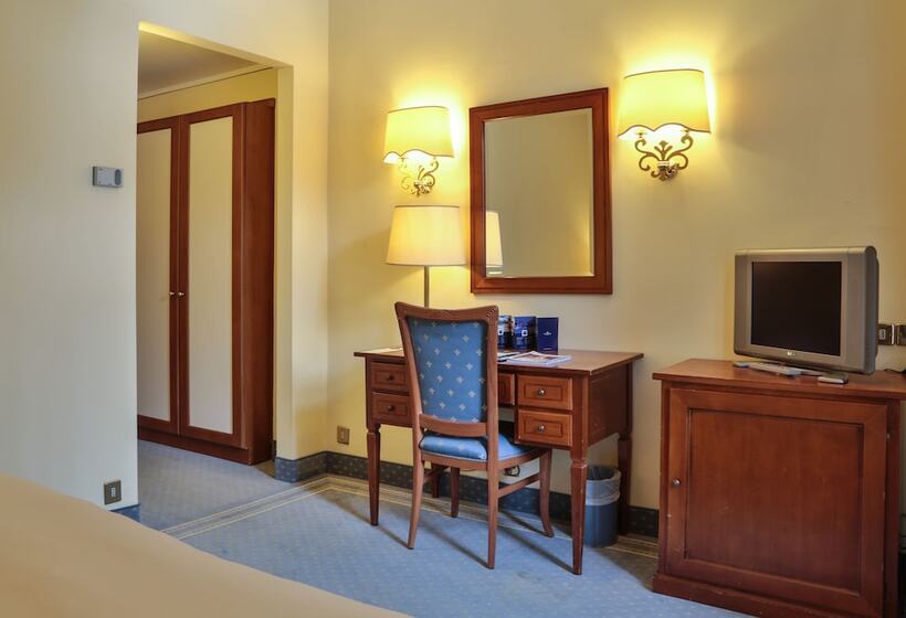 패밀리 룸, Th Madonna Di Campiglio | Golf