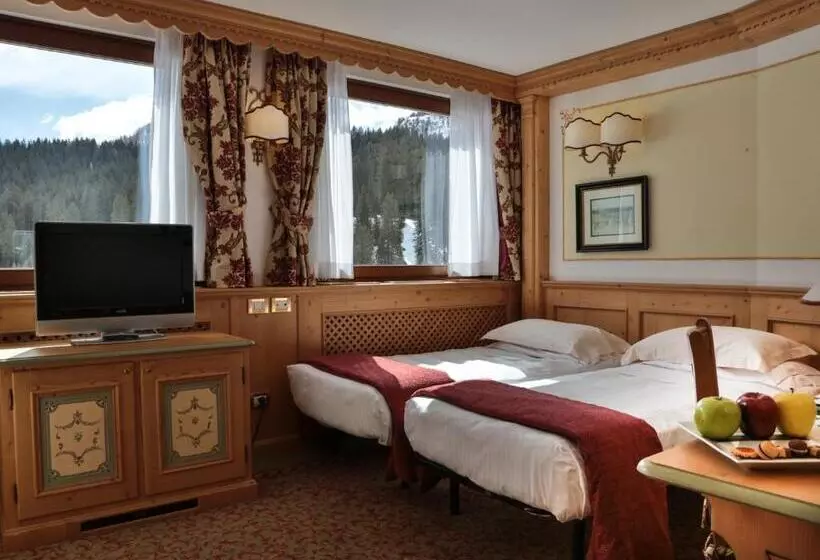 ファミリールーム, Th Madonna Di Campiglio | Golf