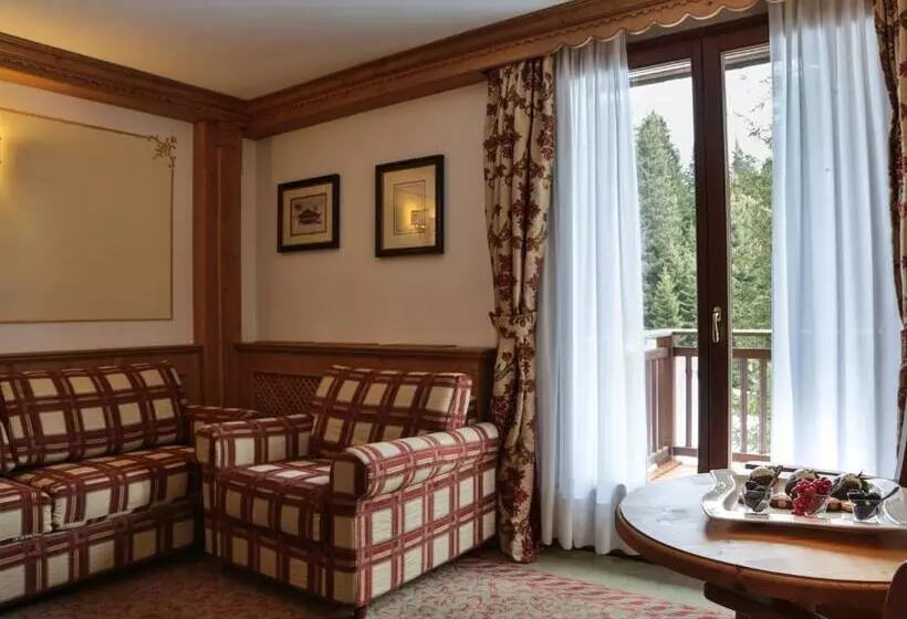 ジュニアスイート, Th Madonna Di Campiglio | Golf